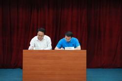 贾玉明书记与沈阳盘古网络技术有限公司签订校企合作协议 贾玉明书记与沈阳盘古网络技术有限公司签订校企合作协议